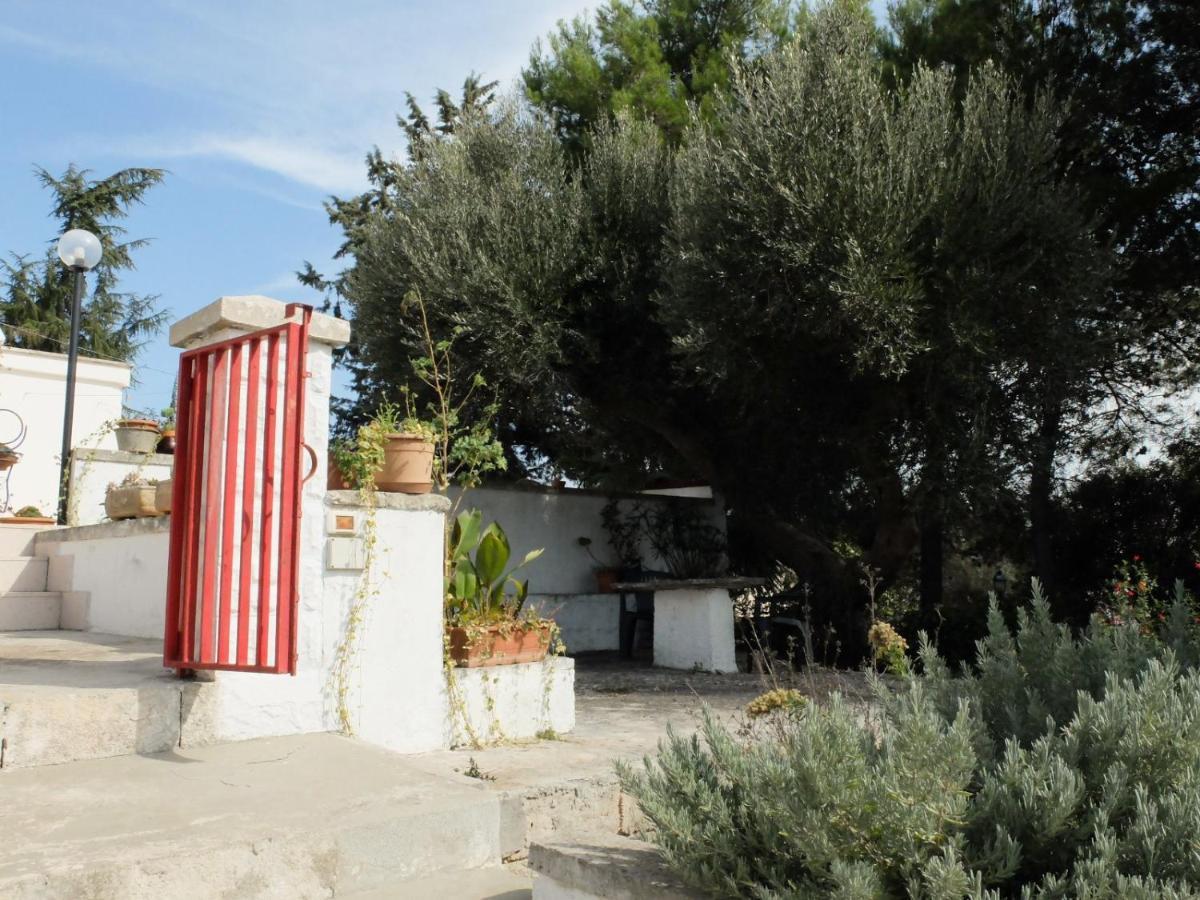 Trullo Chiari Di Bosco Villa Martina Franca Buitenkant foto