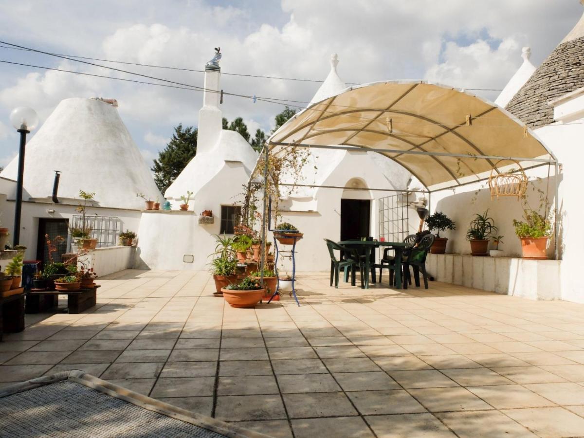 Trullo Chiari Di Bosco Villa Martina Franca Buitenkant foto